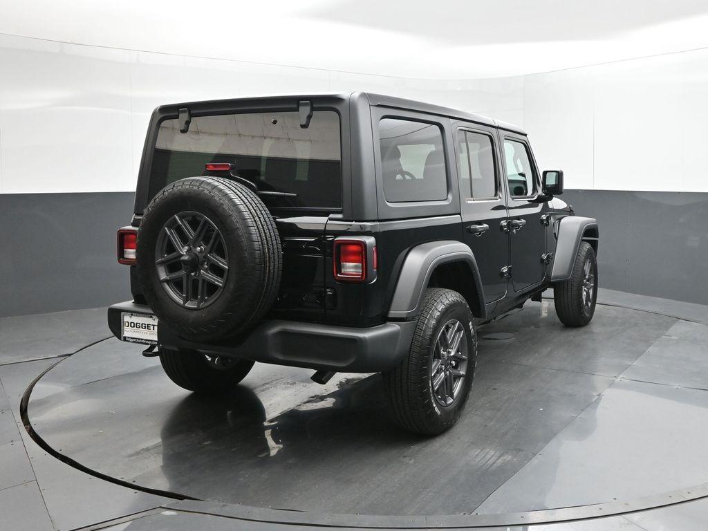 new 2025 Jeep Wrangler car, priced at $45,014