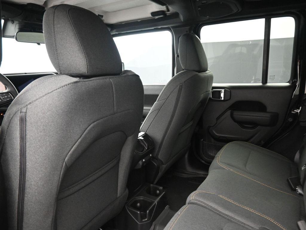 new 2025 Jeep Wrangler car, priced at $45,014