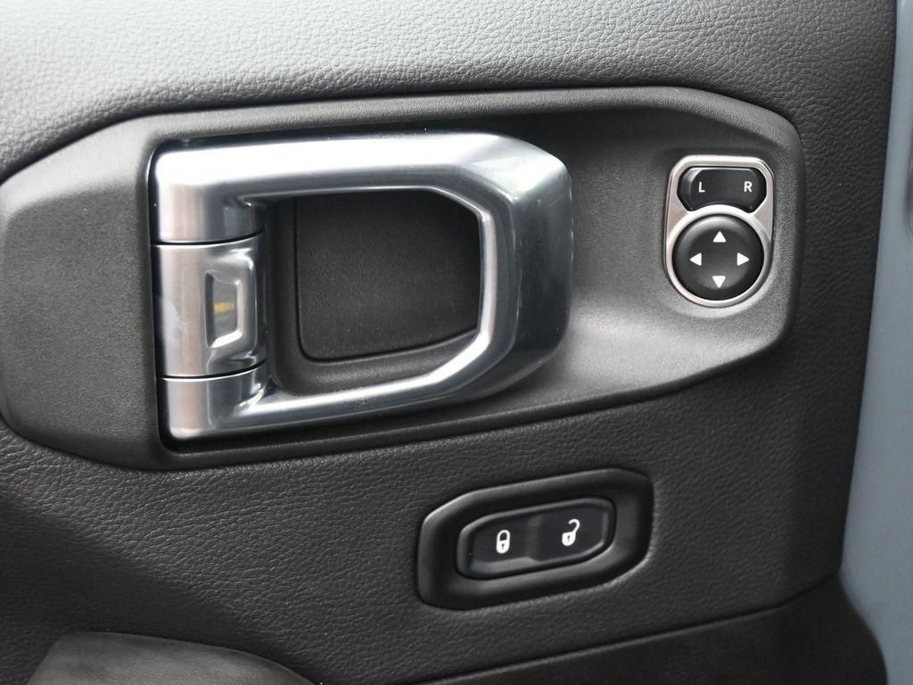 new 2025 Jeep Gladiator car, priced at $53,350
