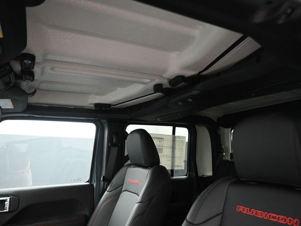 new 2025 Jeep Gladiator car, priced at $53,350