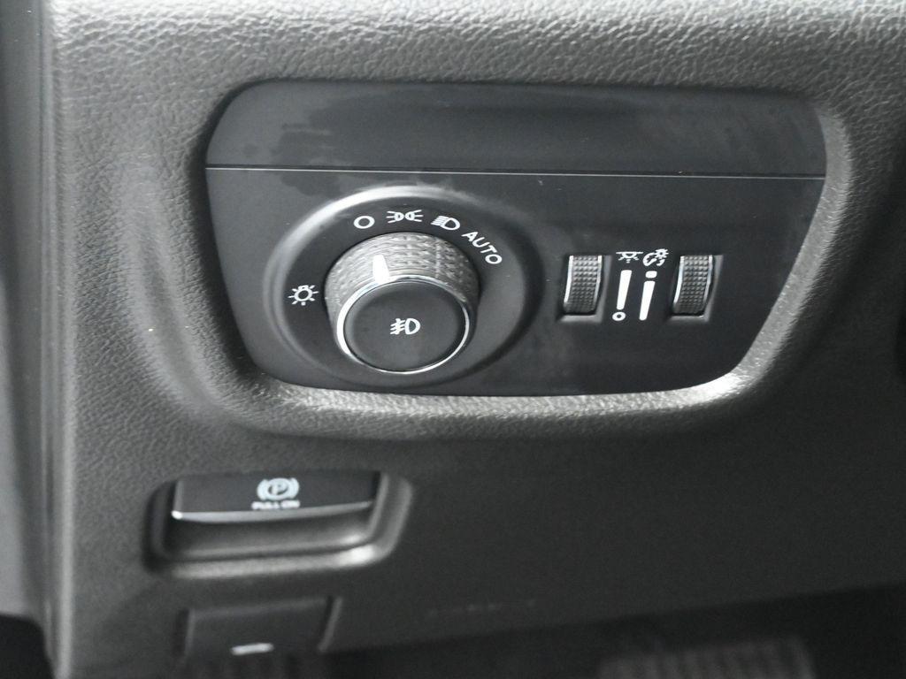 new 2025 Jeep Gladiator car, priced at $44,883