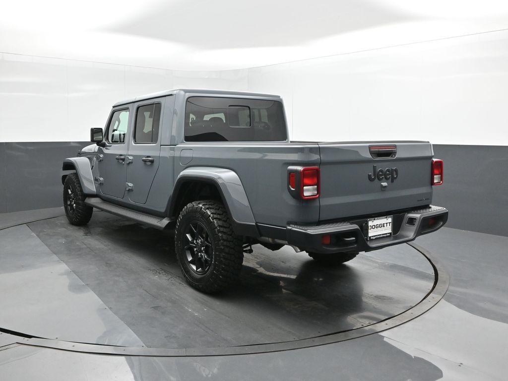 new 2025 Jeep Gladiator car, priced at $44,883