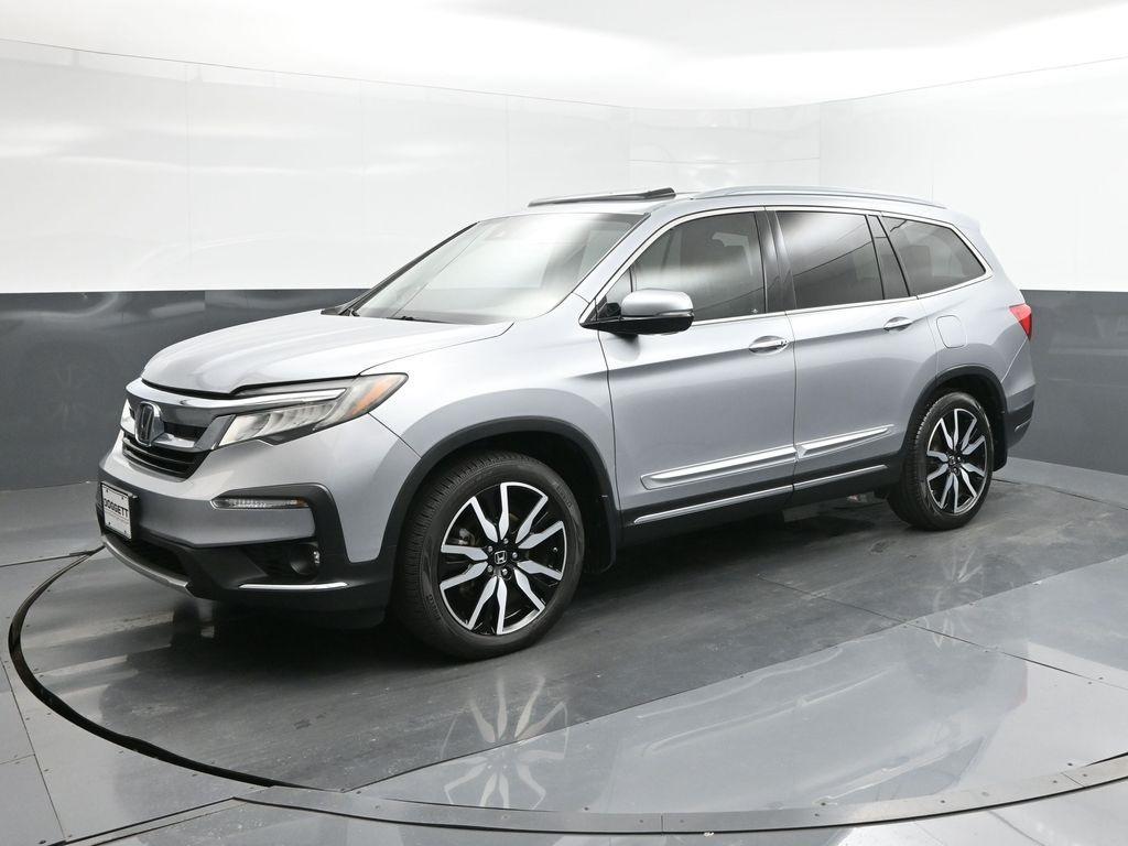 used 2019 Honda Pilot car, priced at $18,726