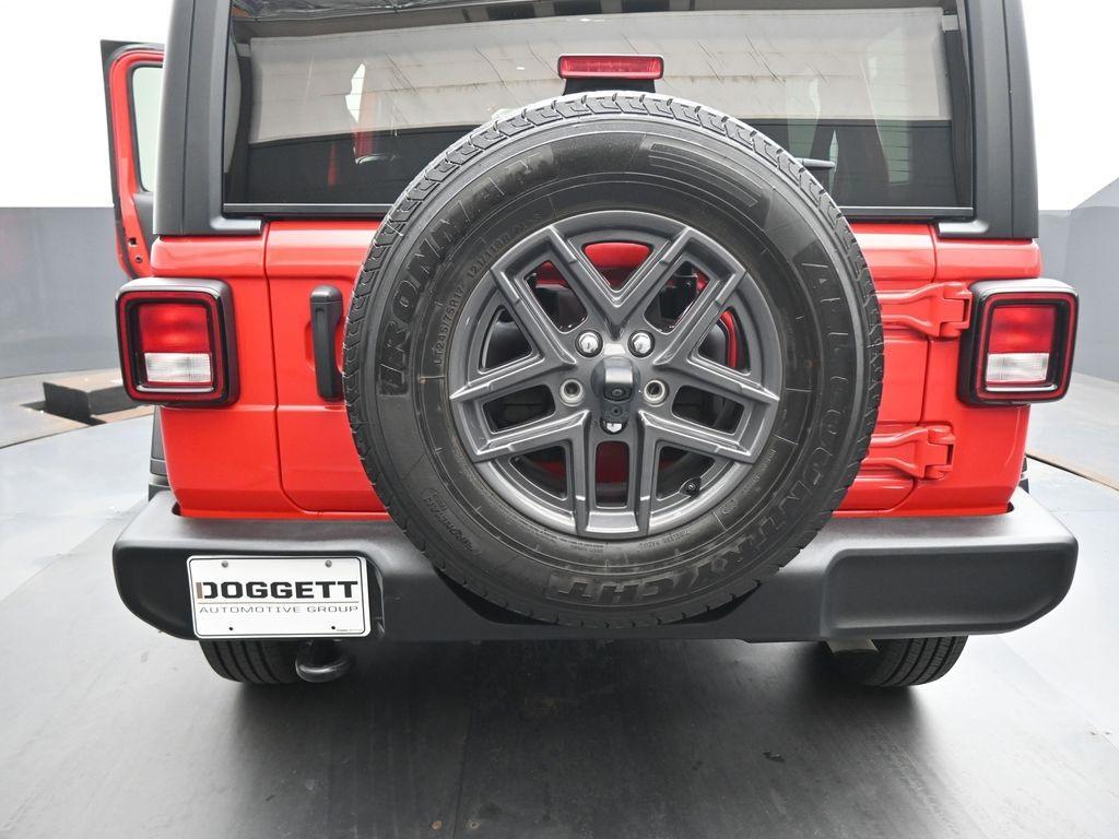 used 2024 Jeep Wrangler car, priced at $35,959