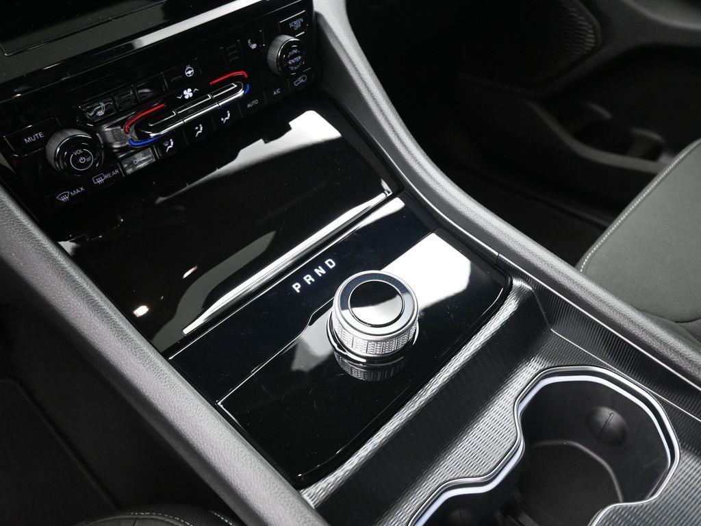 new 2025 Jeep Grand Cherokee car, priced at $37,469