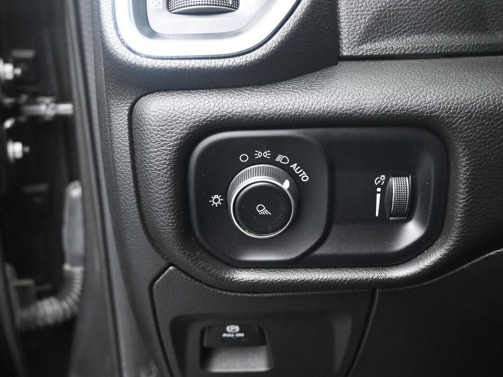 used 2024 Ram 1500 car, priced at $36,283