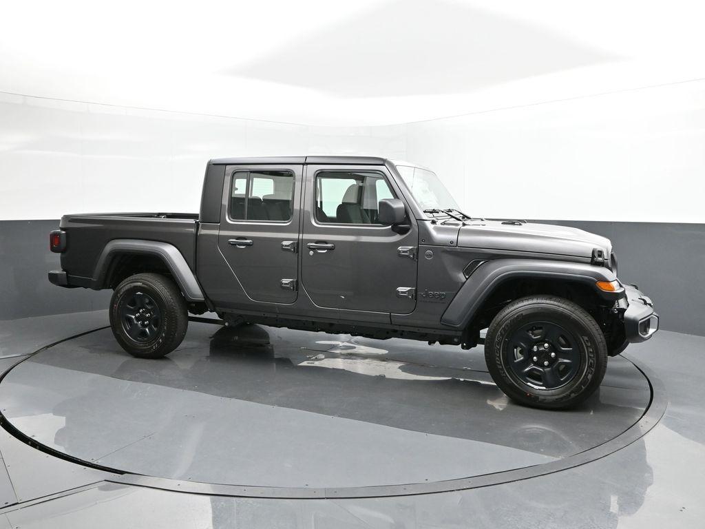 new 2024 Jeep Gladiator car, priced at $32,937