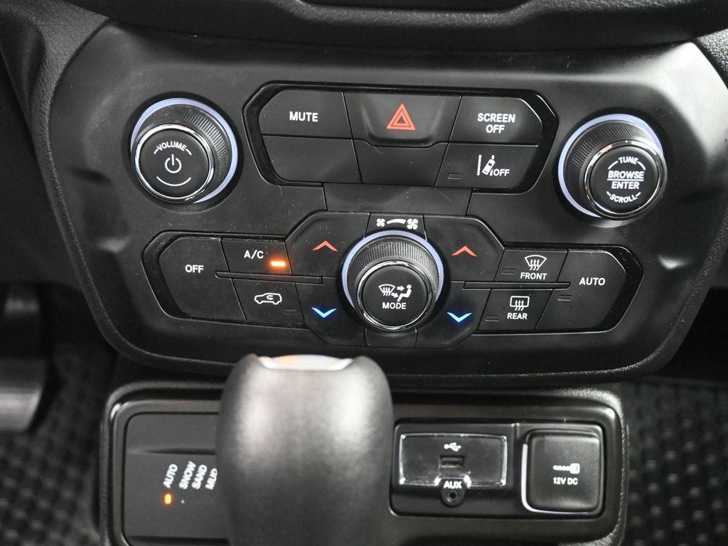 used 2023 Jeep Renegade car, priced at $20,731