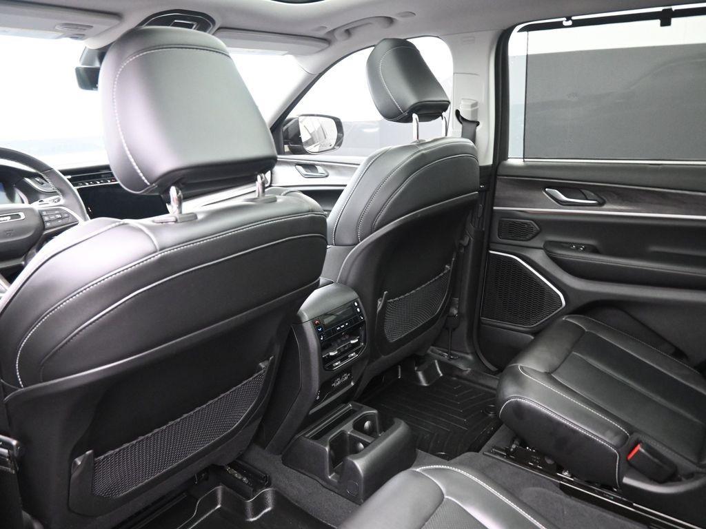 used 2022 Jeep Grand Cherokee L car, priced at $33,139