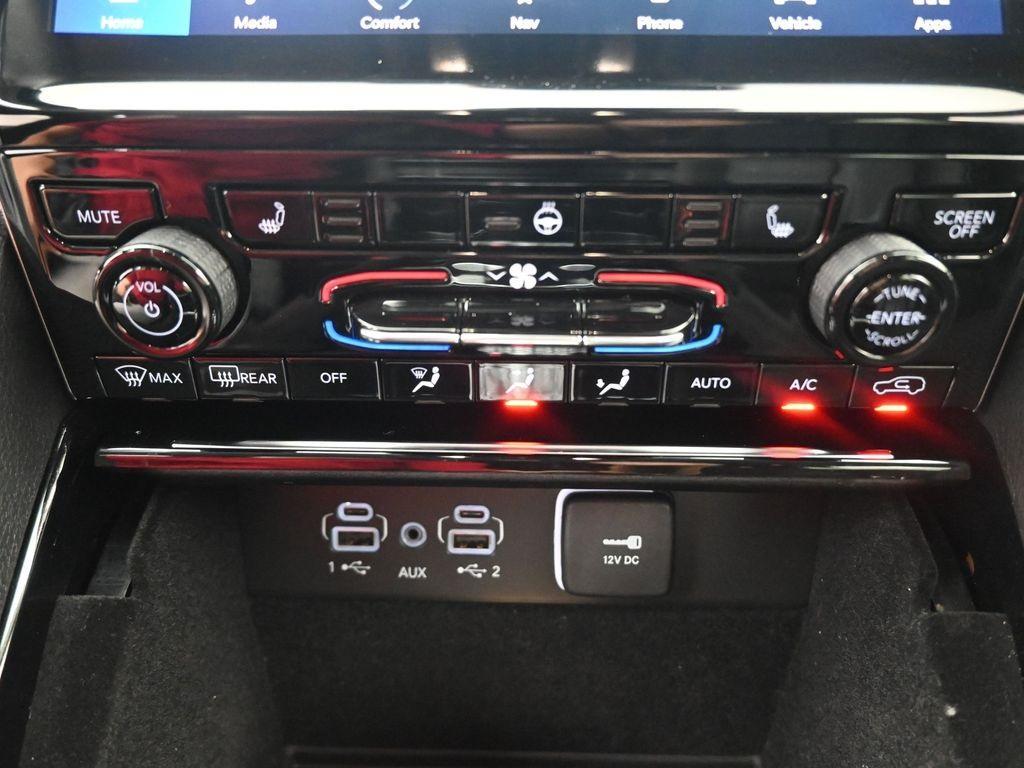 used 2022 Jeep Grand Cherokee L car, priced at $31,934