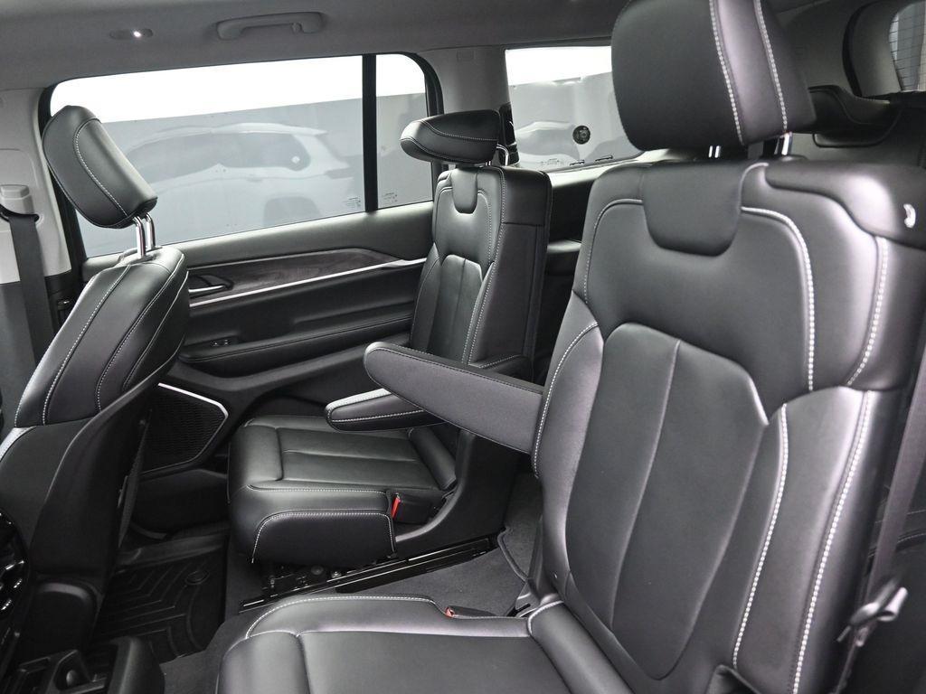 used 2022 Jeep Grand Cherokee L car, priced at $31,934