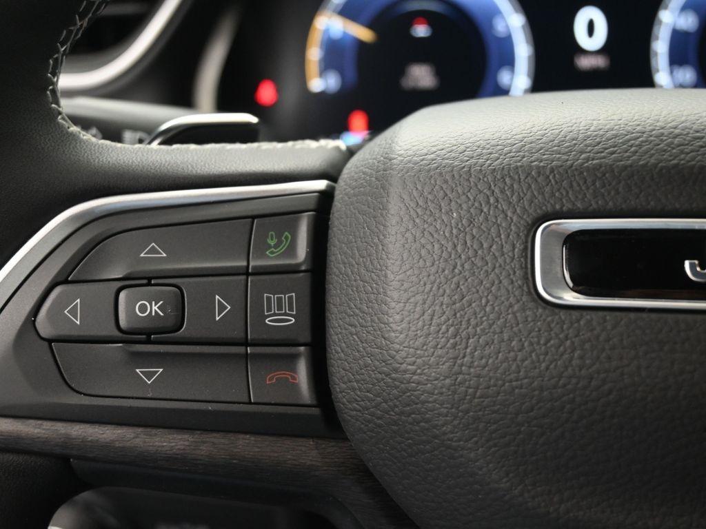 new 2025 Jeep Grand Cherokee L car, priced at $49,220