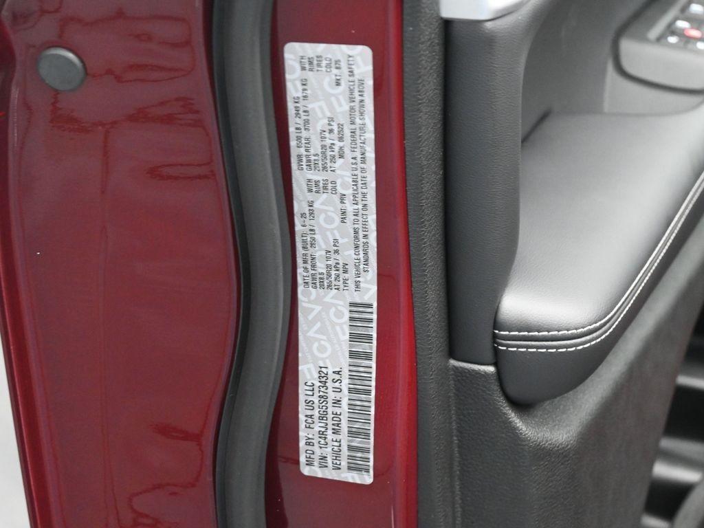 new 2025 Jeep Grand Cherokee L car, priced at $49,220