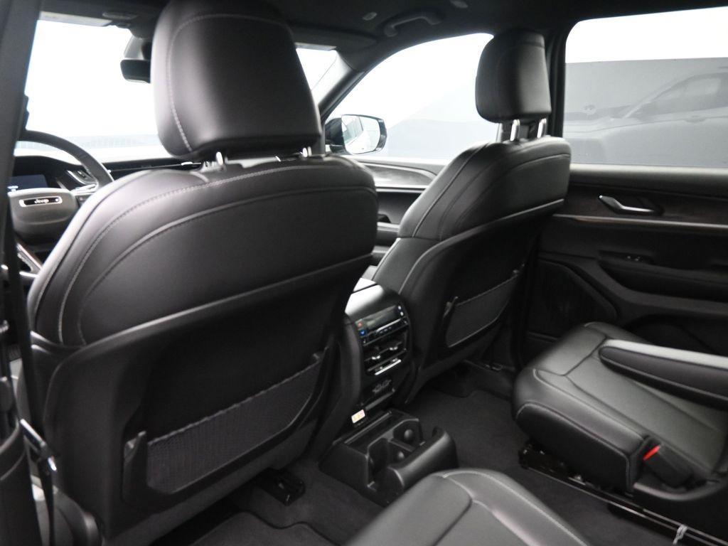 new 2025 Jeep Grand Cherokee L car, priced at $46,688