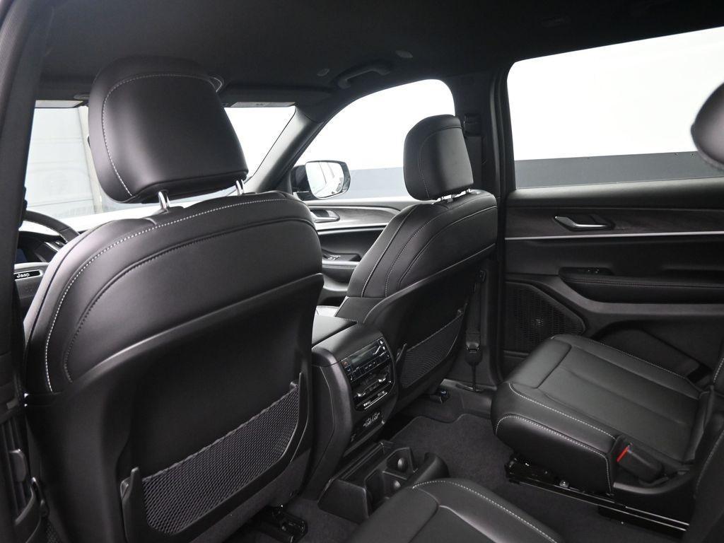new 2025 Jeep Grand Cherokee L car, priced at $49,220