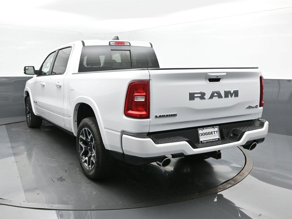 new 2025 Ram 1500 car, priced at $60,682