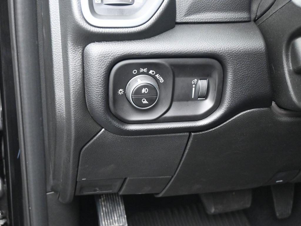new 2025 Ram 2500 car, priced at $66,877