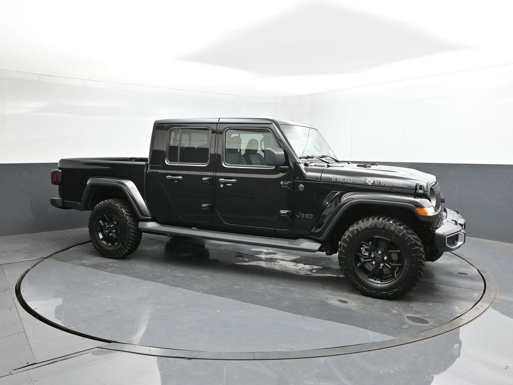new 2025 Jeep Gladiator car, priced at $41,818