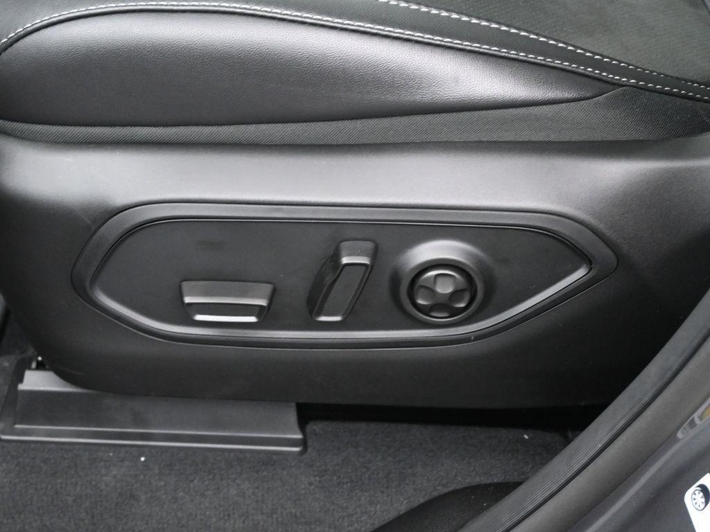 new 2025 Jeep Grand Cherokee car, priced at $45,375
