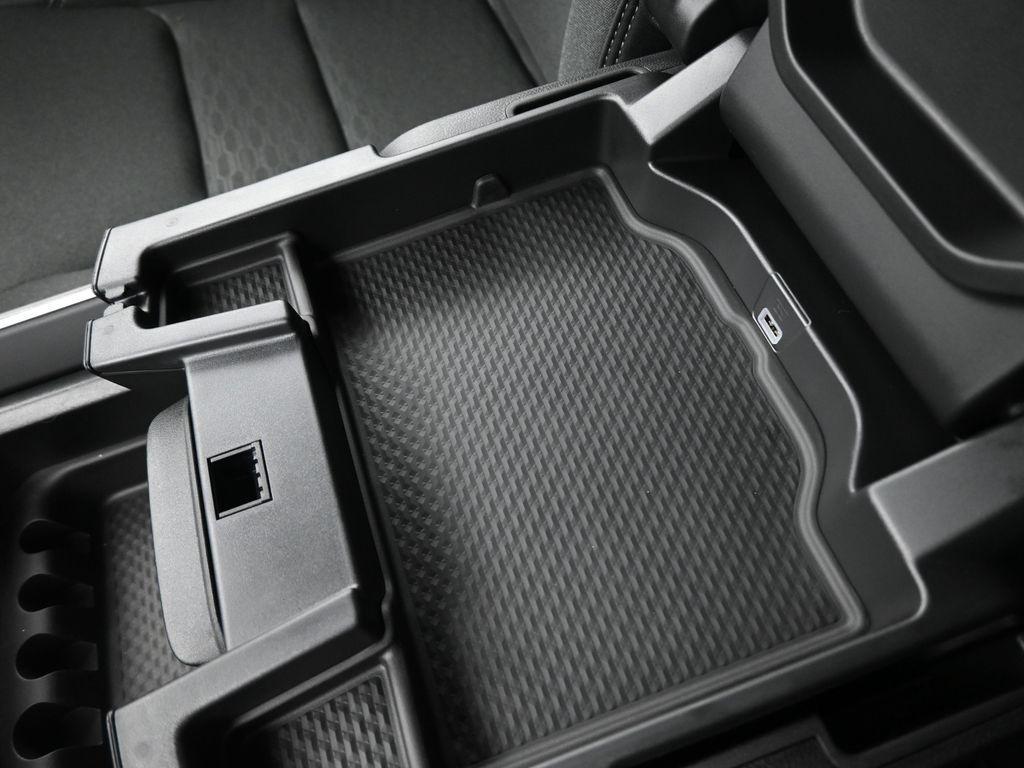 new 2025 Ram 1500 car, priced at $53,598
