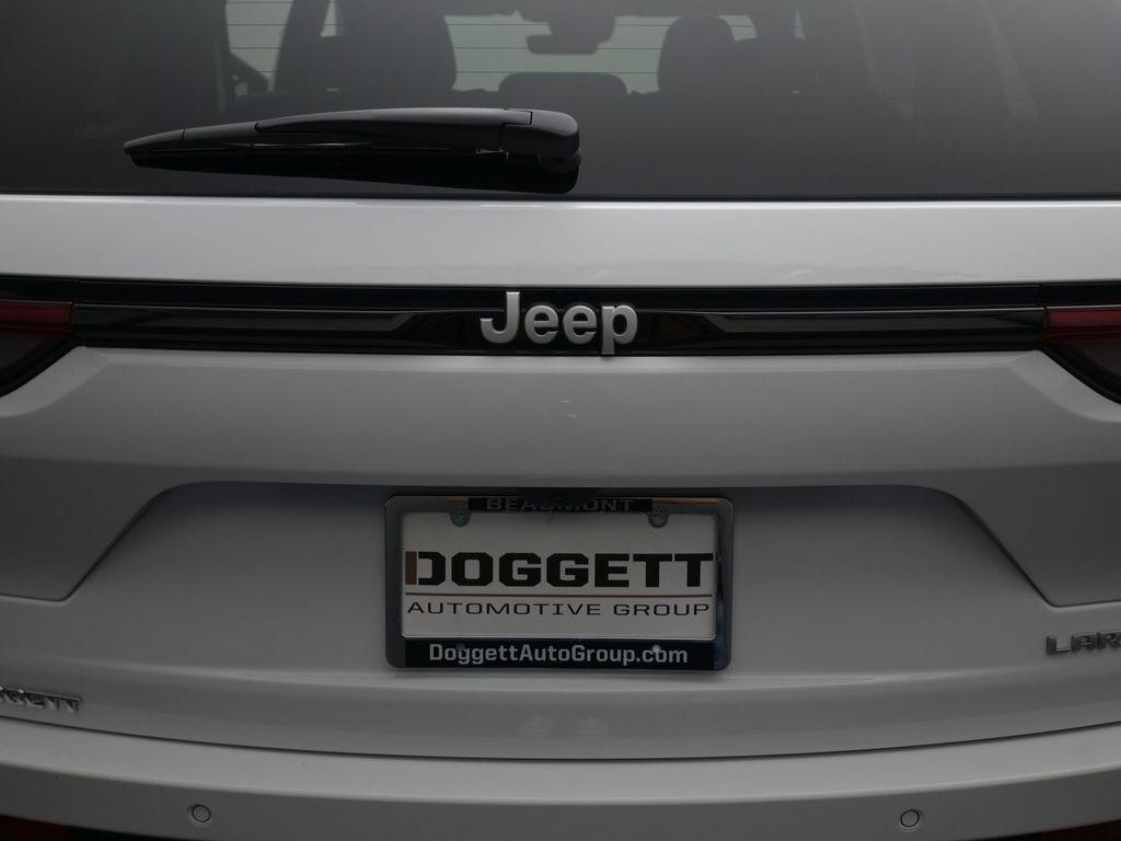 new 2025 Jeep Grand Cherokee car, priced at $37,105