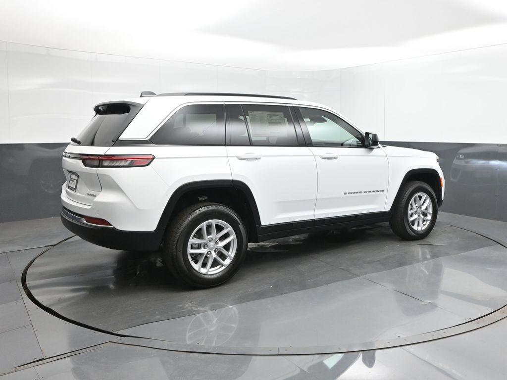 new 2025 Jeep Grand Cherokee car, priced at $37,105