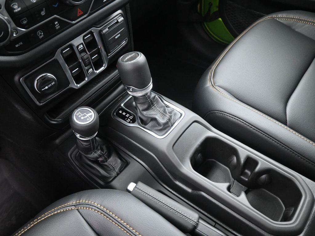 new 2025 Jeep Gladiator car, priced at $48,855