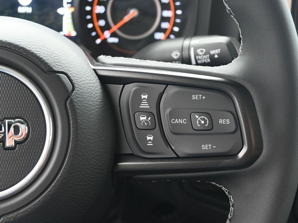 new 2025 Jeep Gladiator car, priced at $48,855