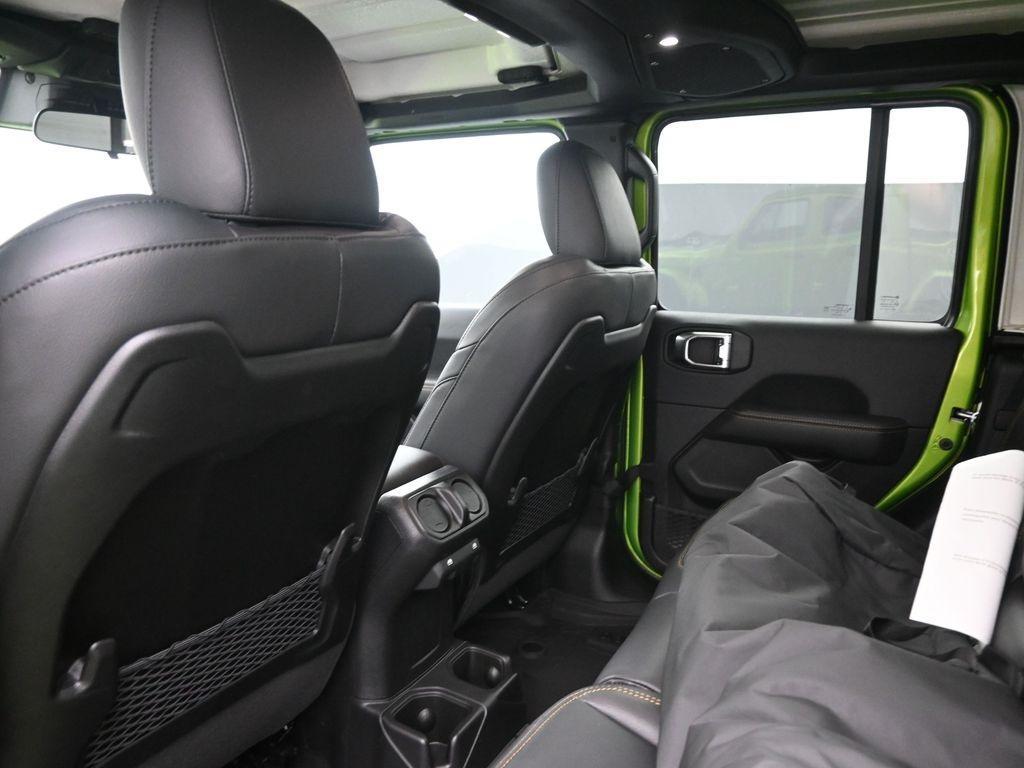 new 2025 Jeep Gladiator car, priced at $48,855