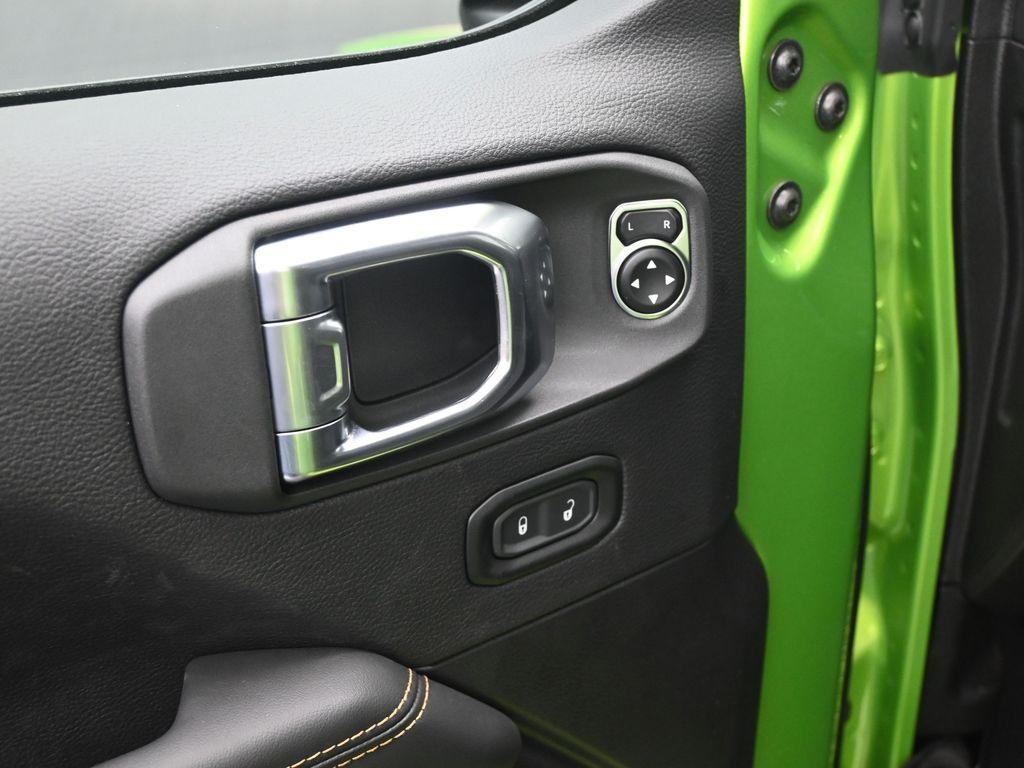 new 2025 Jeep Gladiator car, priced at $48,855