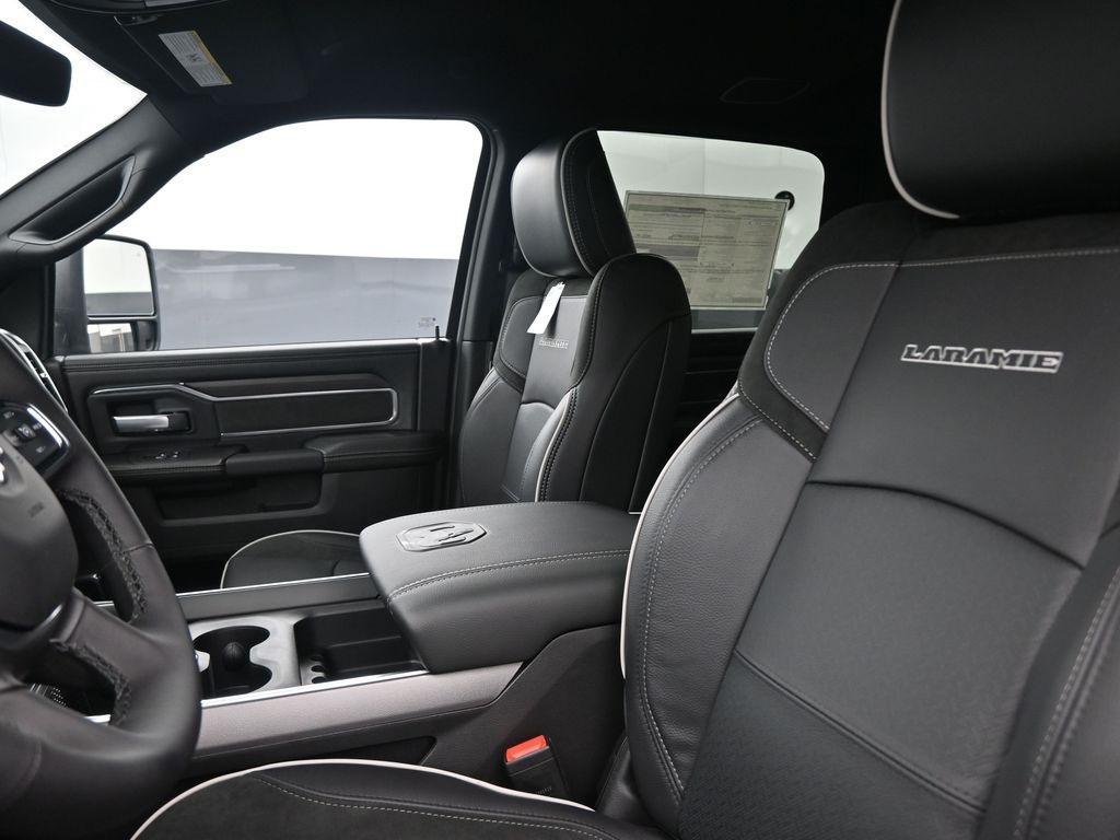 new 2025 Ram 2500 car, priced at $75,727