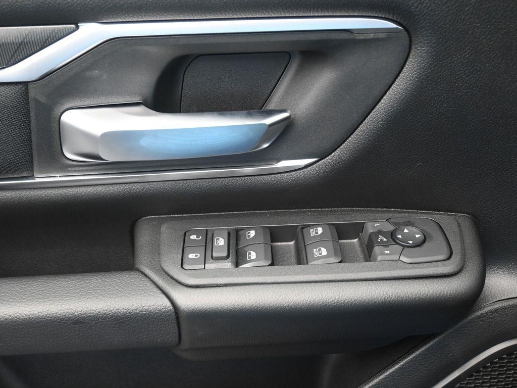new 2025 Ram 1500 car, priced at $46,256