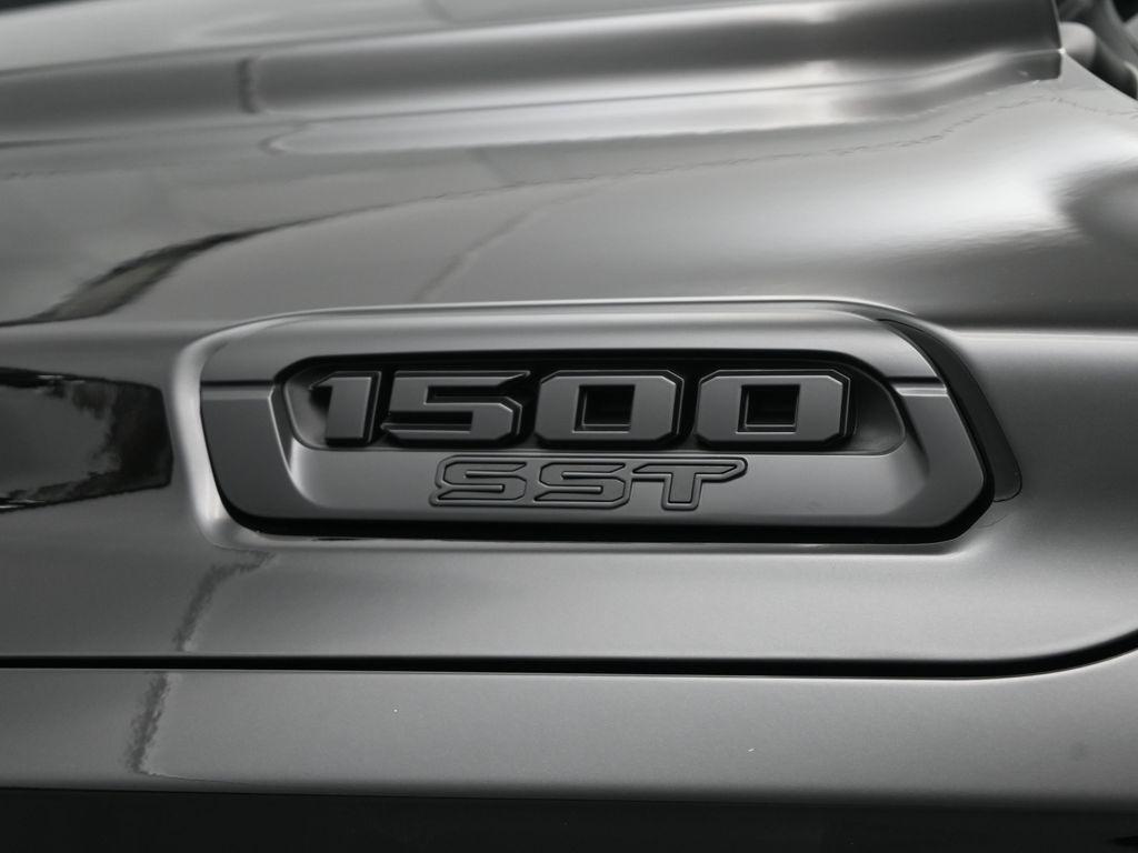 new 2025 Ram 1500 car, priced at $53,940