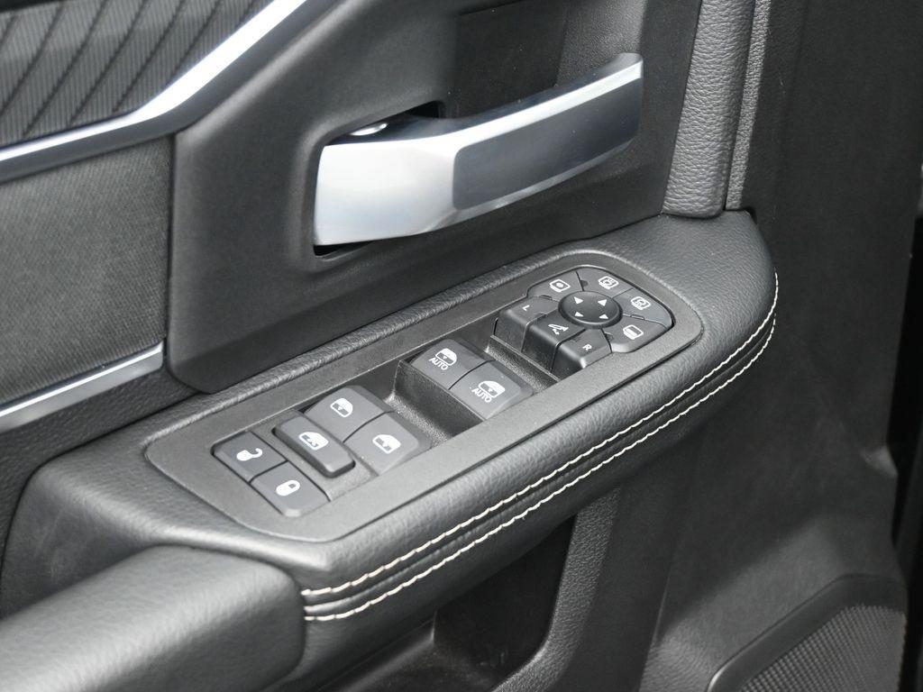 new 2025 Ram 2500 car, priced at $66,612