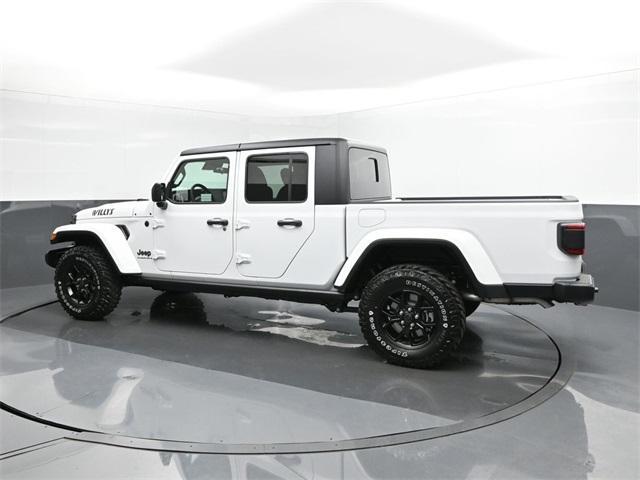 new 2024 Jeep Gladiator car, priced at $44,612