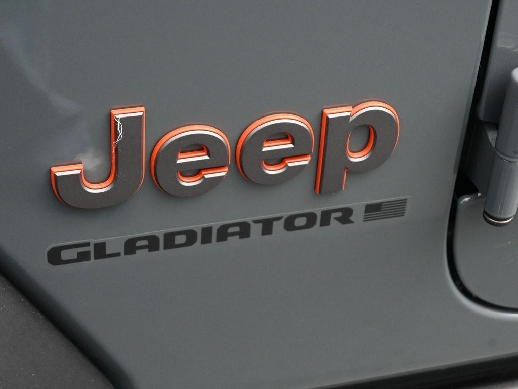 new 2025 Jeep Gladiator car, priced at $50,511