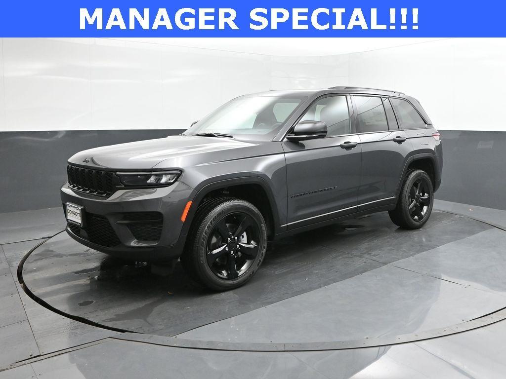new 2025 Jeep Grand Cherokee car, priced at $33,750