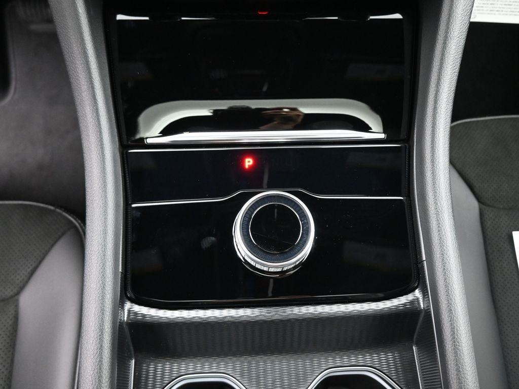 new 2025 Jeep Grand Cherokee car, priced at $45,375
