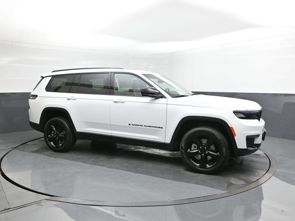 new 2025 Jeep Grand Cherokee L car, priced at $48,625