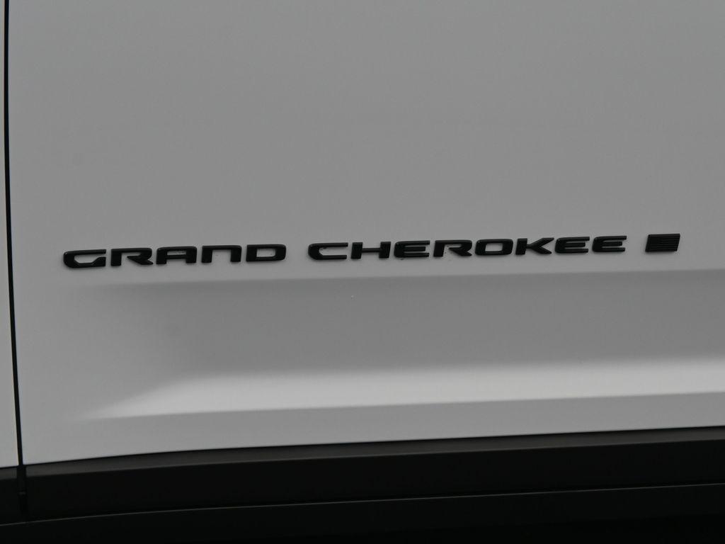 new 2025 Jeep Grand Cherokee L car, priced at $48,625