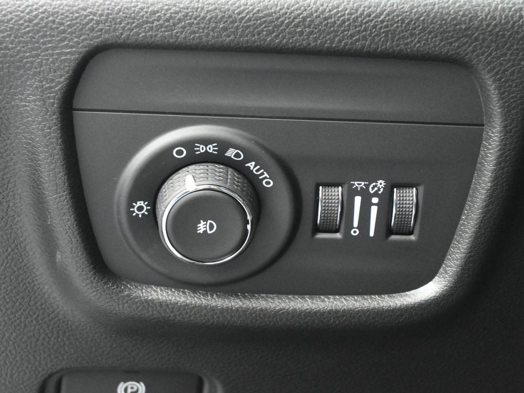 new 2025 Jeep Grand Cherokee L car, priced at $48,625