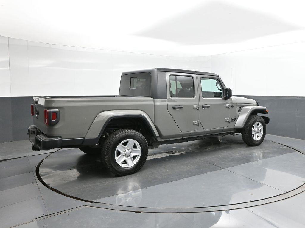 used 2023 Jeep Gladiator car, priced at $29,077