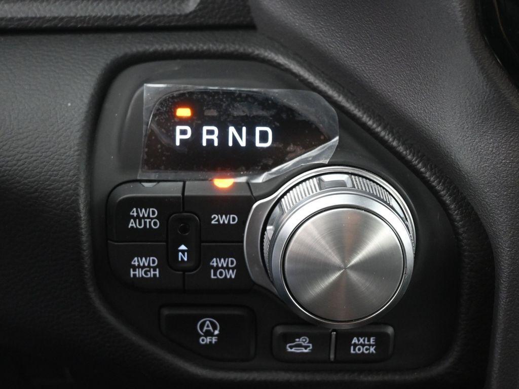 new 2025 Ram 1500 car, priced at $61,263