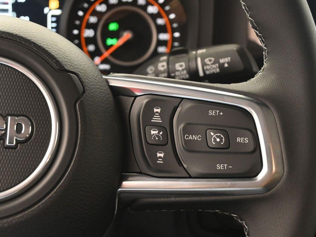 new 2025 Jeep Wrangler car, priced at $54,307