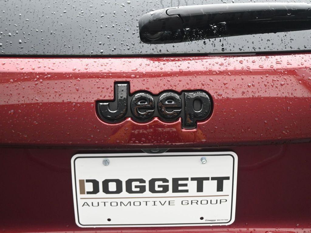 used 2019 Jeep Grand Cherokee car, priced at $22,165