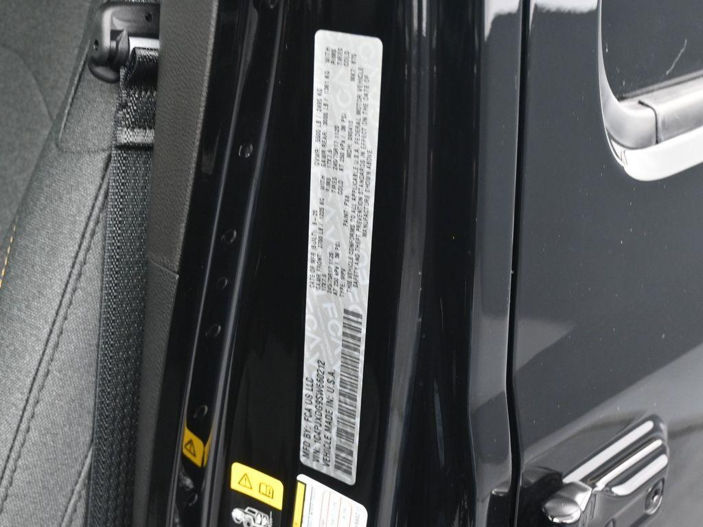 new 2025 Jeep Wrangler car, priced at $46,593