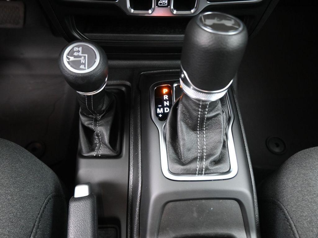 new 2025 Jeep Wrangler car, priced at $46,593