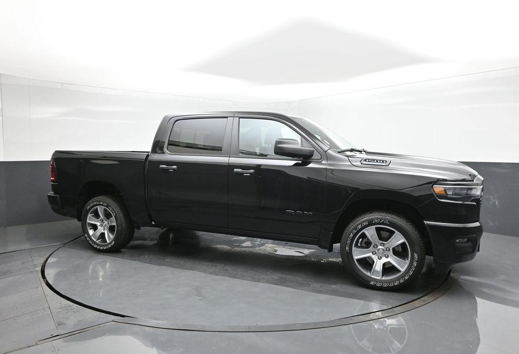 new 2025 Ram 1500 car, priced at $40,154