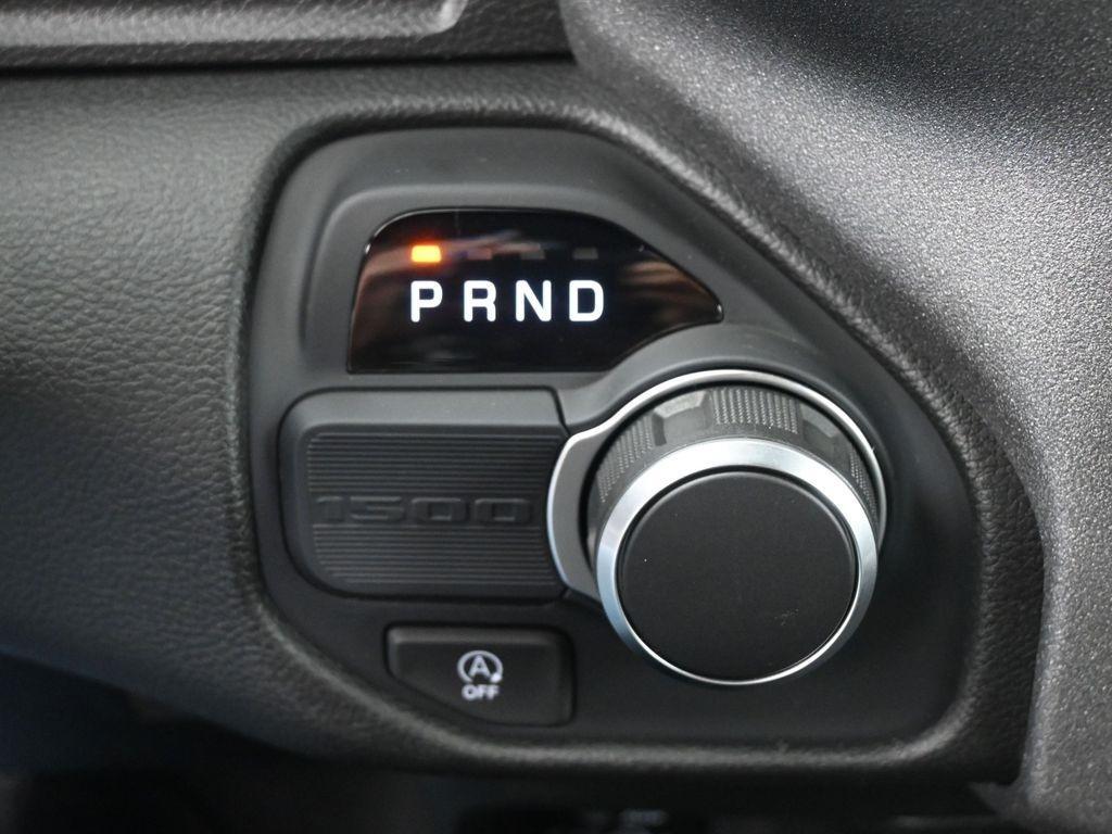 new 2025 Ram 1500 car, priced at $40,154