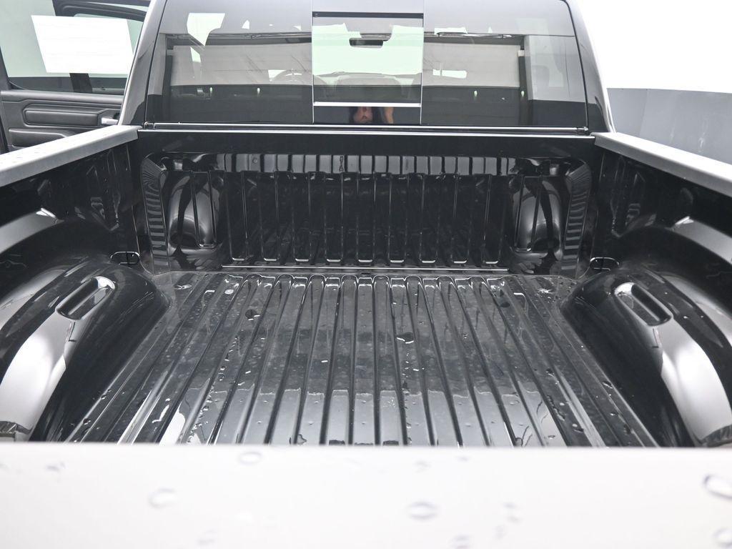 new 2025 Ram 1500 car, priced at $40,154
